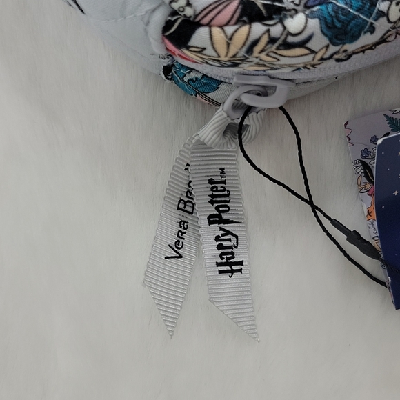 Vera Bradley Cord Organizer Herbology - Picture 5 of 5